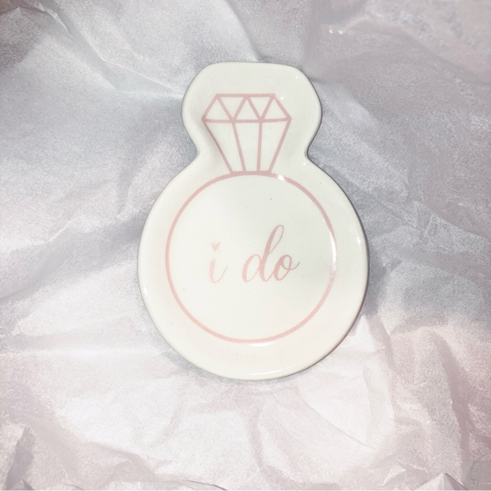 🆕 White and Pink Ring Dish